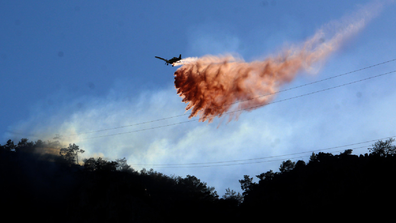 Antalya Tünektepe'de orman yangını! Teleferik seferleri durduruldu