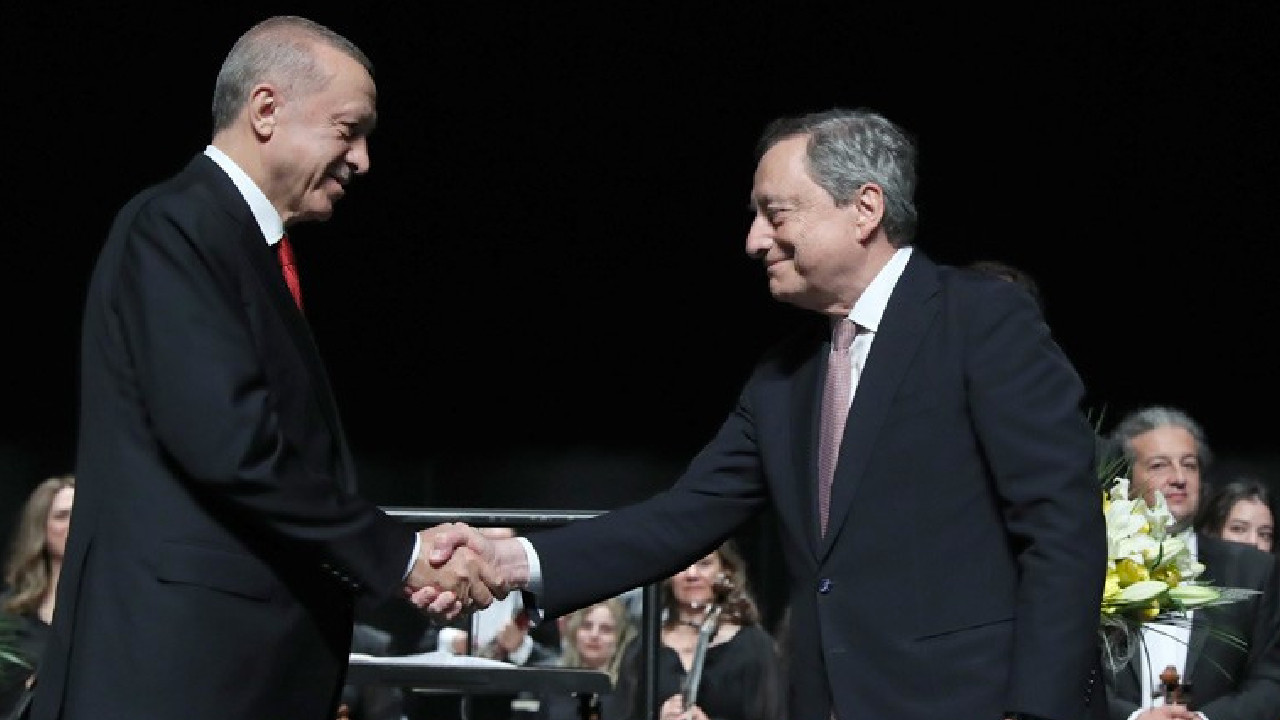 Cumhurbaşkanı Erdoğan, İtalya Başbakanı Draghi ile İtalyan-Türk Dostluk Zirvesi konserini izledi