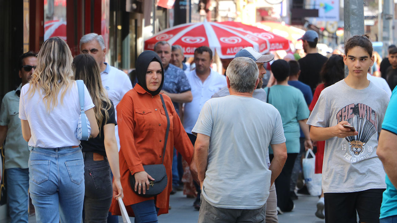 Tedirgin eden salgın haberi Zonguldak'tan geldi: Son 15 günde 4 kişi hayatını kaybetti