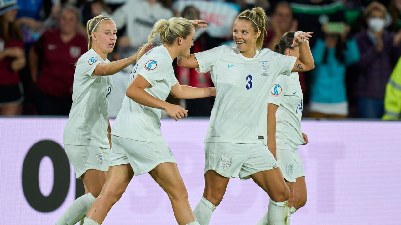 TRT Spor'dan tartışma yaratan Avrupa Kadınlar Futbol Şampiyonası kararı