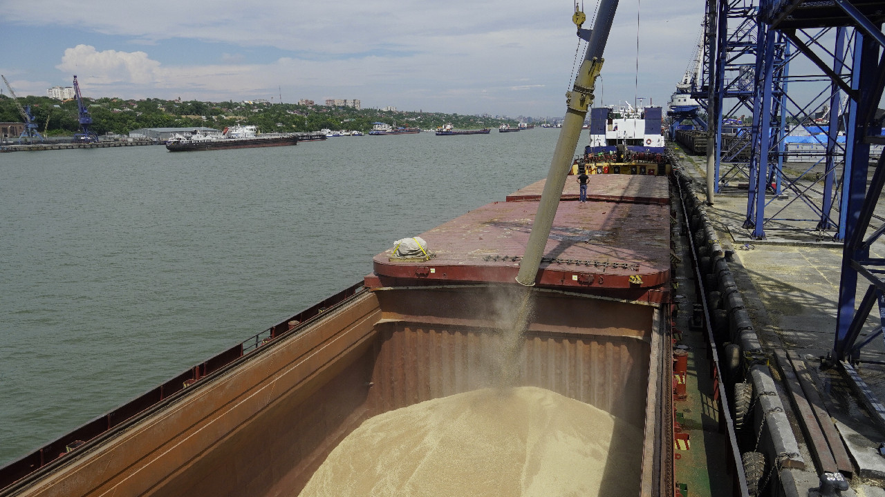Tahıl gemileri Rusya limanında hazırlanıyor! Denetimi Türk yetkililer yapacak
