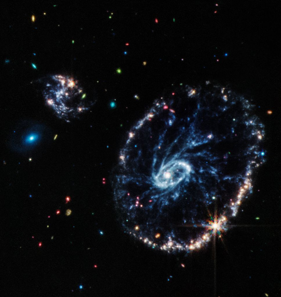 James Webb Teleskobu Cartwheel Galaksisi’ni görüntüledi, TUA'dan esprili paylaşım geldi - Sayfa 3