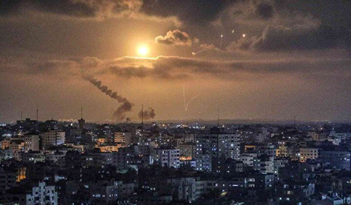 Gazze'de hayatını kaybedenlerin sayısı yükseldi: İsrail, Gazze'ye 160 roket fırlattı - Sayfa 1