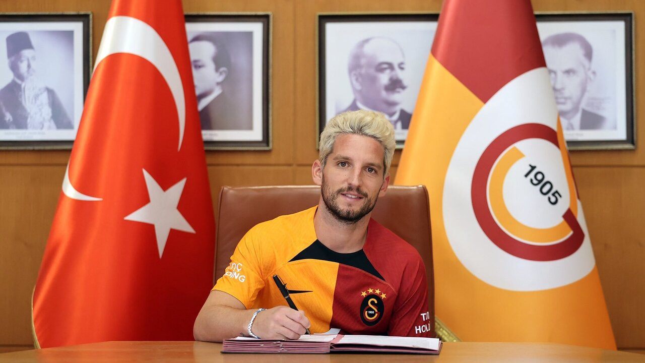 Galatasaray Dries Mertens'le de anlaşmaya vardı! Transferi resmen KAP'a bildirdi