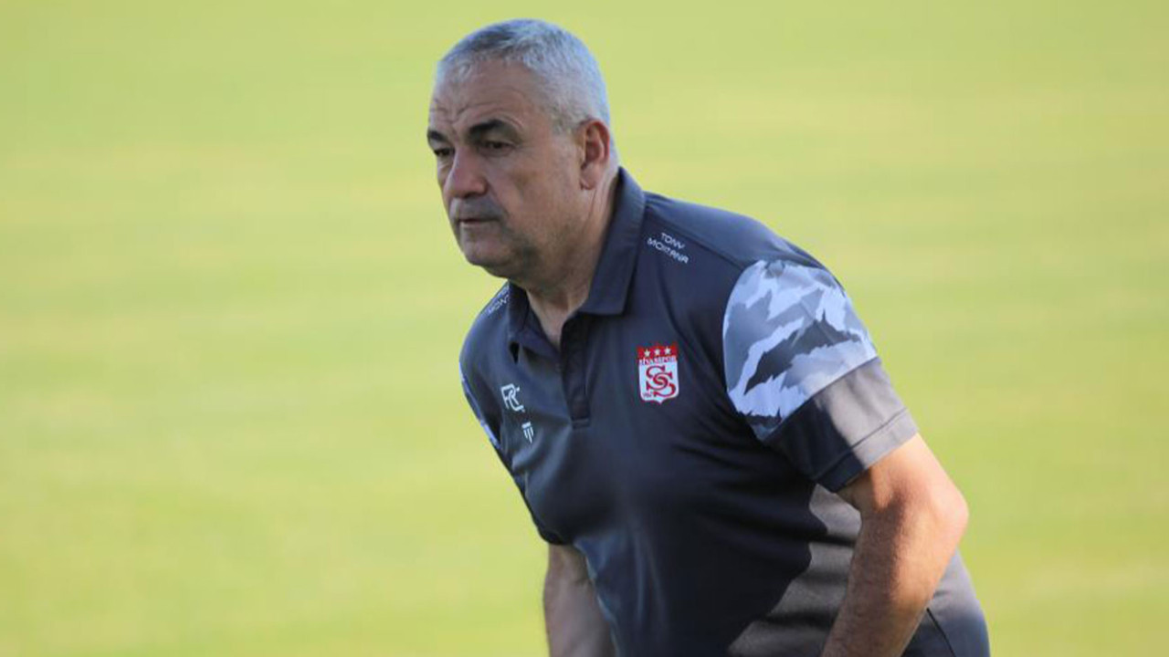 Sivasspor Teknik Direktörü Rıza Çalımbay'dan taraftara destek çağrısı