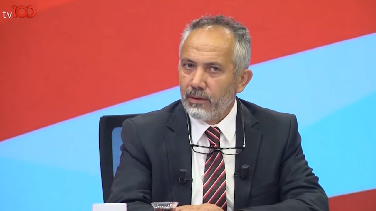 Latif Şimşek'ten DP Genel Başkanı Gültekin Uysal'a tepki: Genel Başkanlığını gözden geçirsin
