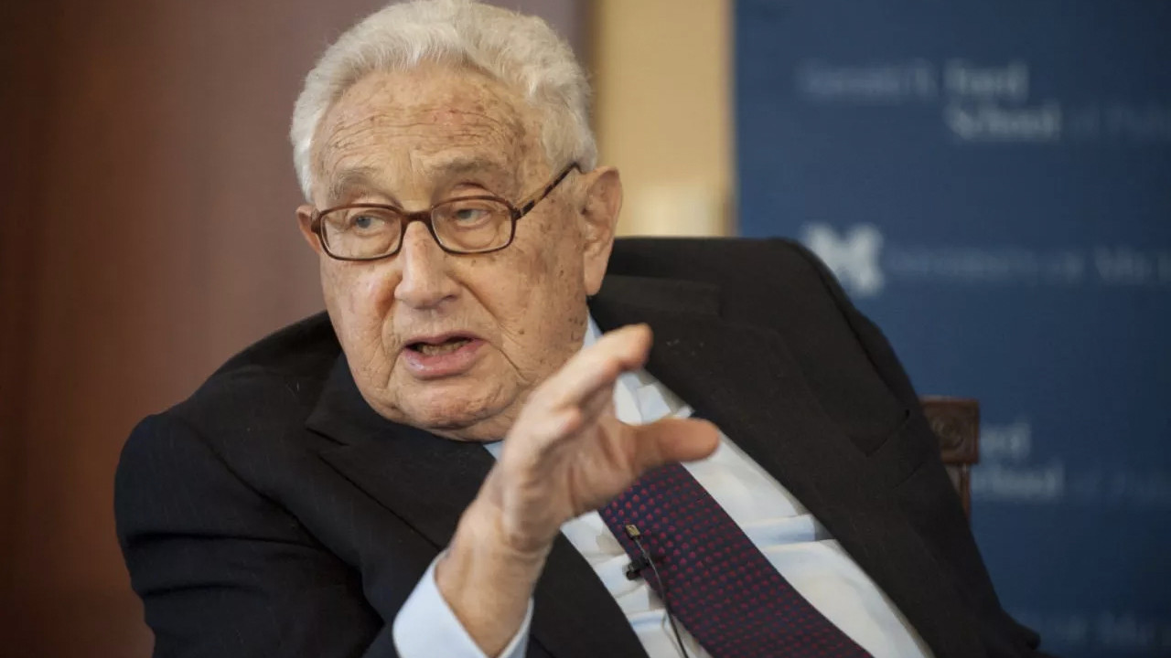 Henry Kissinger'dan ABD yönetimine sert tepki: Kendi hataları yüzünden savaşın eşiğine geldi