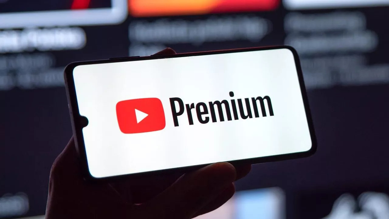 Büyük kampanya başladı: YouTube Premium ücretsiz oldu! İşte yapmanız gereken...