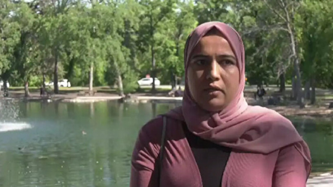 Kanada’da tesettür mayo giyen Müslüman anne ve kızları havuza alınmadı