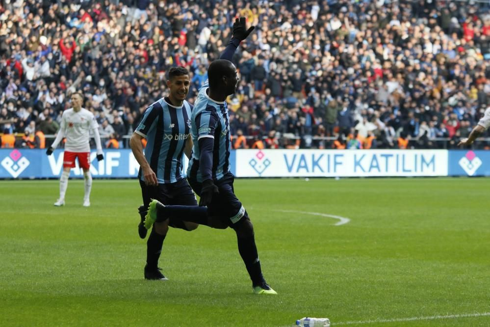 Adana Demirspor'dan ayrılan Mario Balotelli'nin yeni takımı belli oldu - Resim: 7