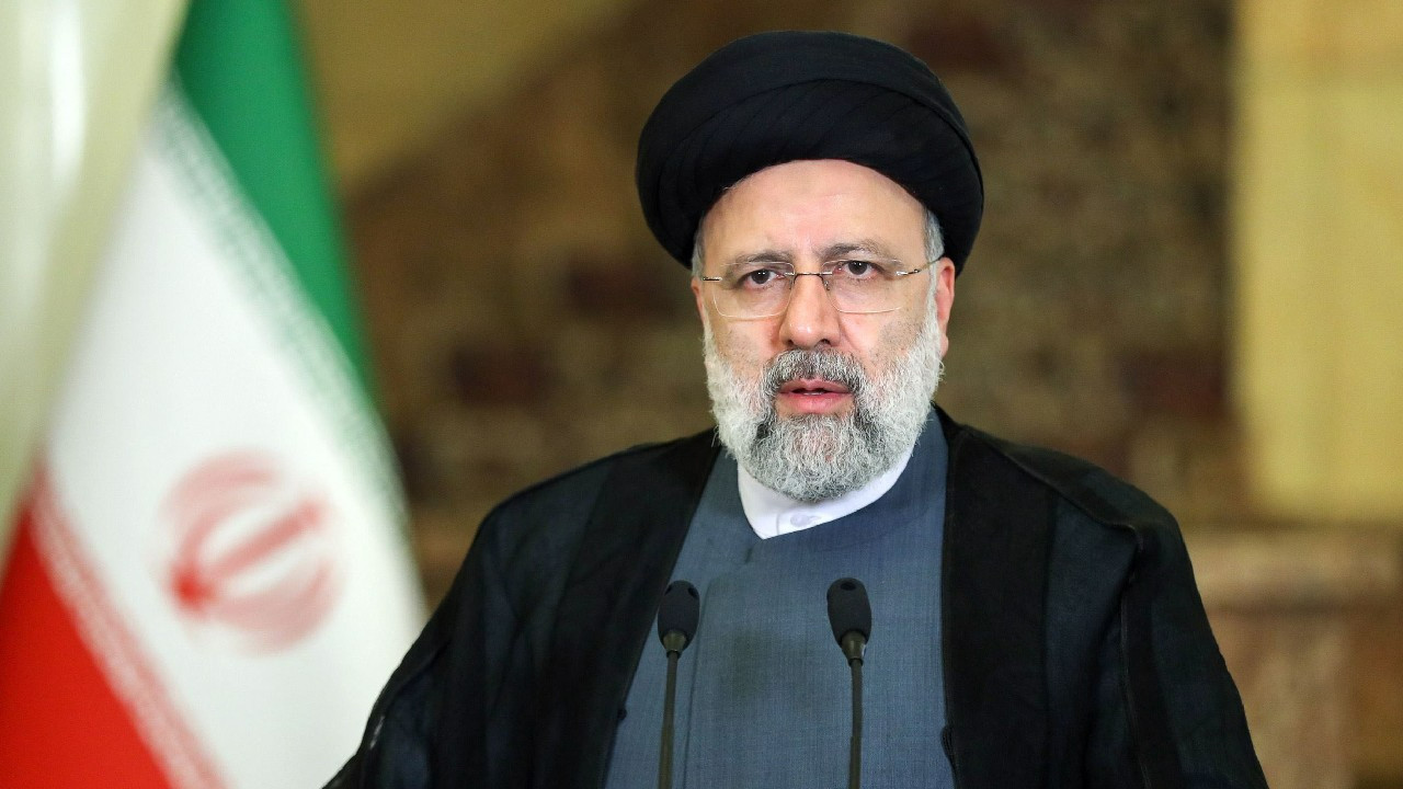 İran Cumhurbaşkanı Reisi: Düşmanlar kaos çıkarmak istiyor, izin vermeyeceğiz!
