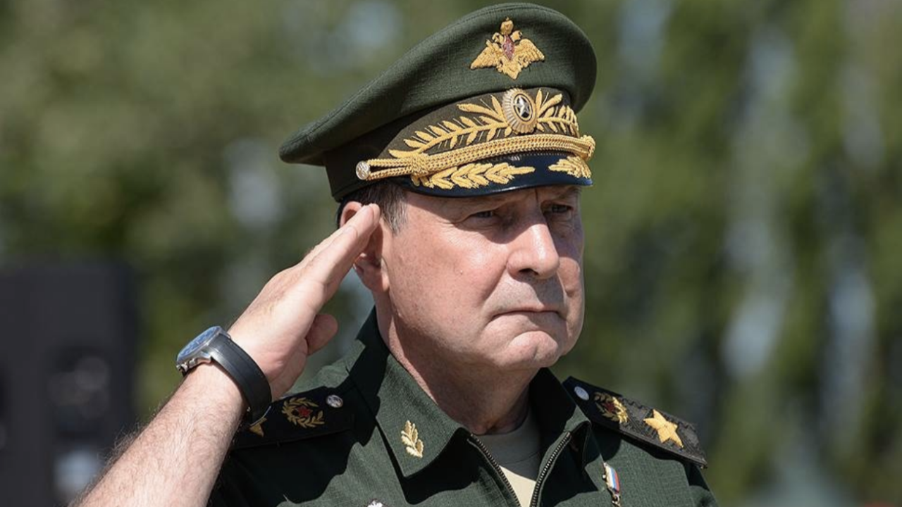 Putin, Rusya Savunma Bakan Yardımcısı Bulgakov'u görevden aldı