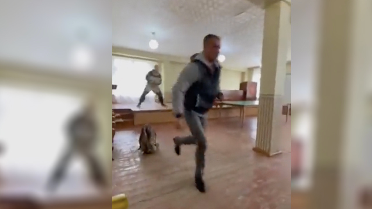 Rusya'da askeri seferberlik kararı sonrası ortalık karıştı: Askere alım bürosuna silahlı saldırı