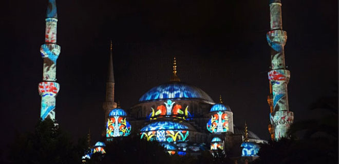 Sultanahmet Camii'nde müthiş görüntü!