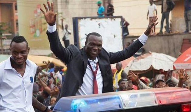 Aboubakar Kamerun'da kahraman ilan edildi
