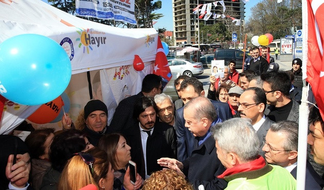 Cumhurbaşkanı Erdoğan'ın 'hayır' çadırını ziyaretinde neler konuşuldu! / VİDEO