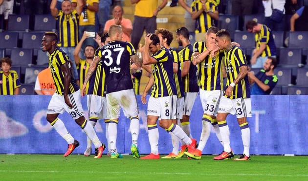 Fenerbahçeli yıldız 4.5 milyon dolar dolandırıldı!