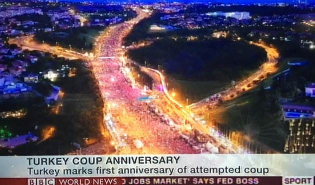 15 Temmuz dünyada ilk haber oldu! BBC, Erdoğan'ın gelişini canlı yayınladı...