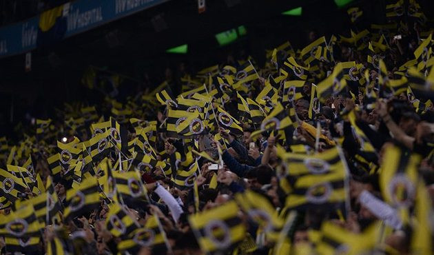 Fenerbahçe'den taraftara büyük jest! Cagliari maçının ücreti ne oldu?