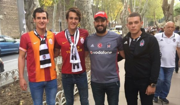 Beşiktaş'ı desteklemeye gelen Galatasaraylıları tribünden zorla çıkardılar!