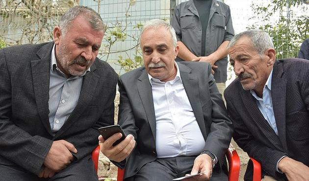 Cumhurbaşkanı Erdoğan, maden faciasında ölen 4 işçinin babası ile görüştü...