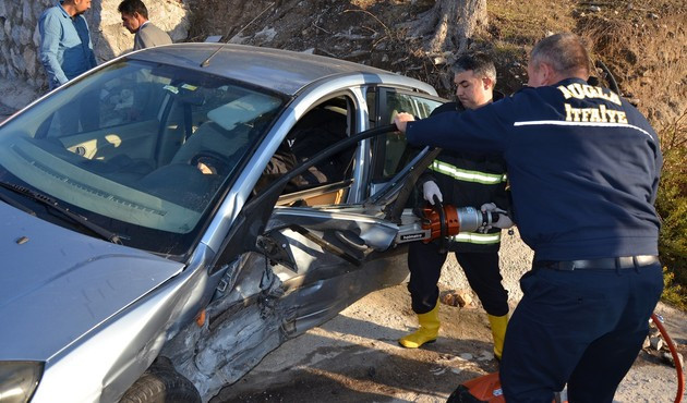 Milas - Yatağan karayolunda trafik kazası: 7 yaralı!