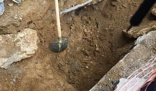 İstanbul'da BEDAŞ kazısında kemik parçaları bulundu...