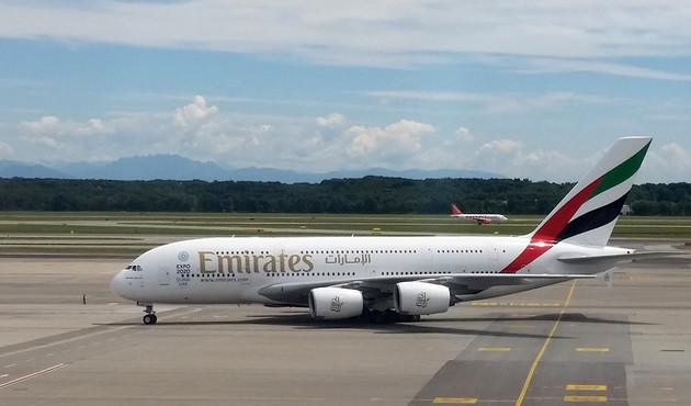 Emirates uçağı İstanbul'a acil iniş yaptı...