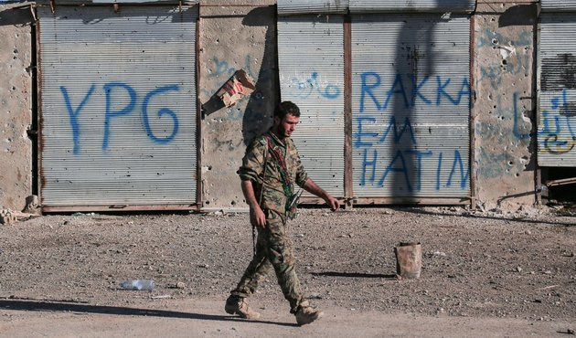 Rakka'daki YPG'liler Afrin'e geçmek istedi, gerginlik yaşandı!