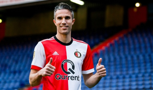 Van Persie Feyenoord formasıyla ilk golünü attı/VİDEO...