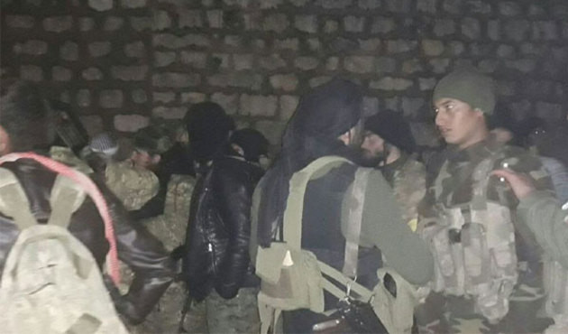 Afrin'de gece yarısı baskını! 4 köy daha teröristlerden alındı...
