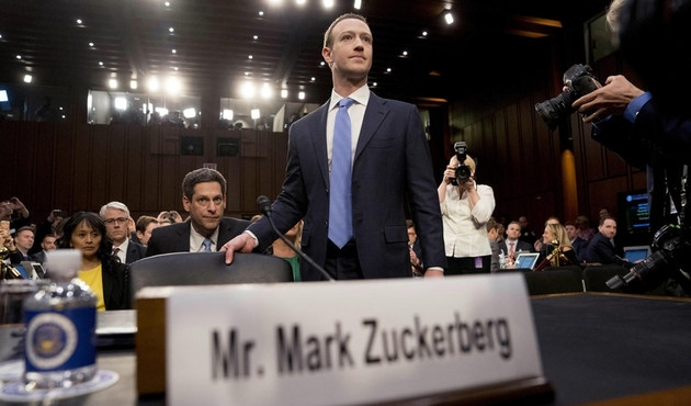Facebook'un Üst Yöneticisi Zuckerberg ABD Senatosunda ifade verdi...