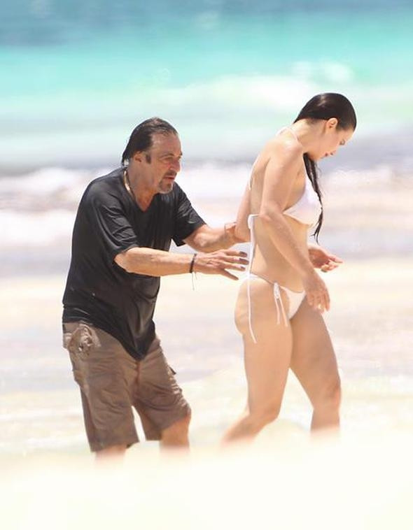 Al Pacino, 77'nci yaşını genç sevgilisiyle sahilde kutladı! - Sayfa 3