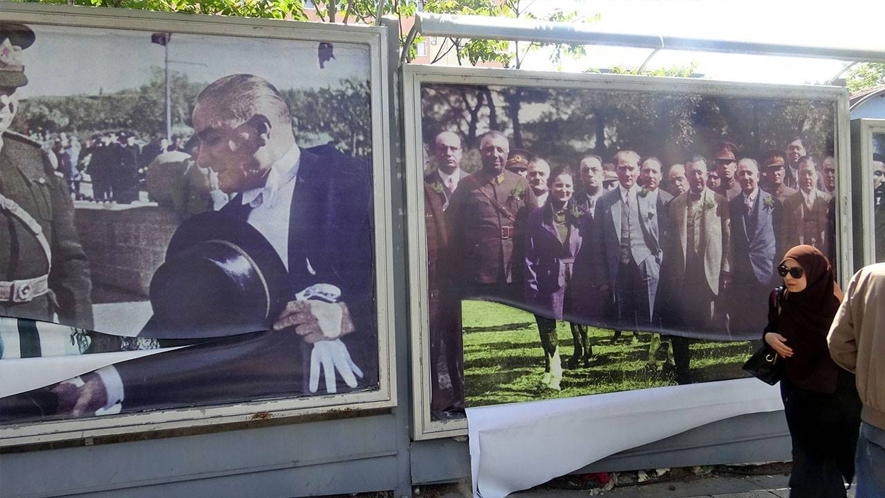Avcılar'da Atatürk posterlerine çirkin saldırı!