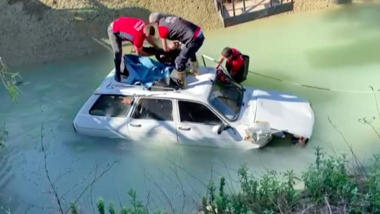 Otomobil sulama kanalına düştü! Sürücü hayatını kaybetti