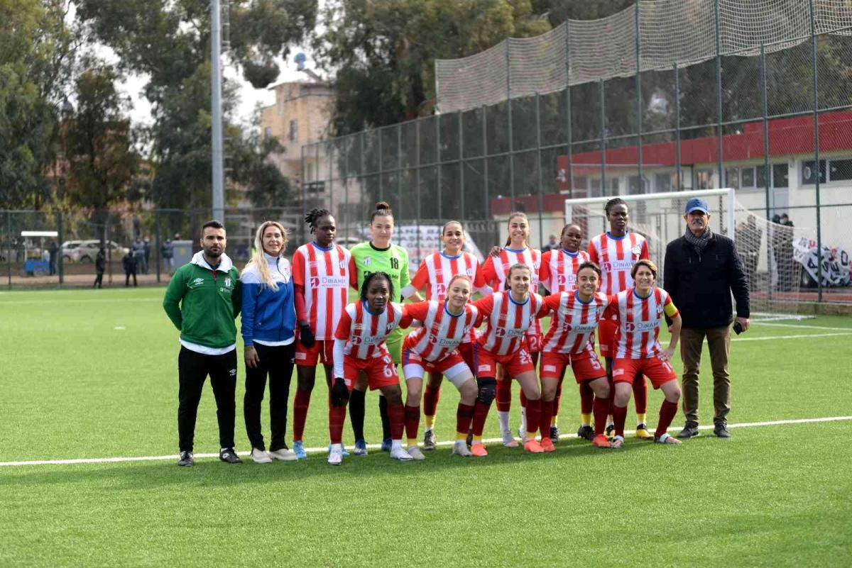 Turkcell Kadınlar Süper Ligi: Adana İdman Yurdu: 0 Hakkarigücü: 0